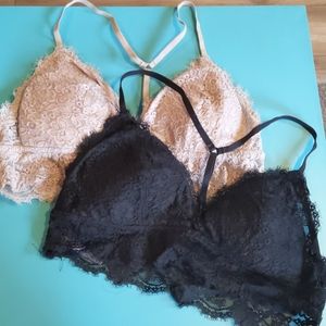Lot of 2 medium aerie bralettes